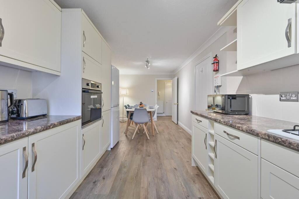 Spacious Sandbanks Apartment Near Beach And Bars With Free Parking 浦耳 外观 照片