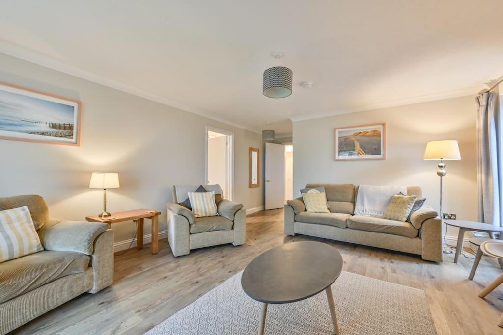 Spacious Sandbanks Apartment Near Beach And Bars With Free Parking 浦耳 外观 照片